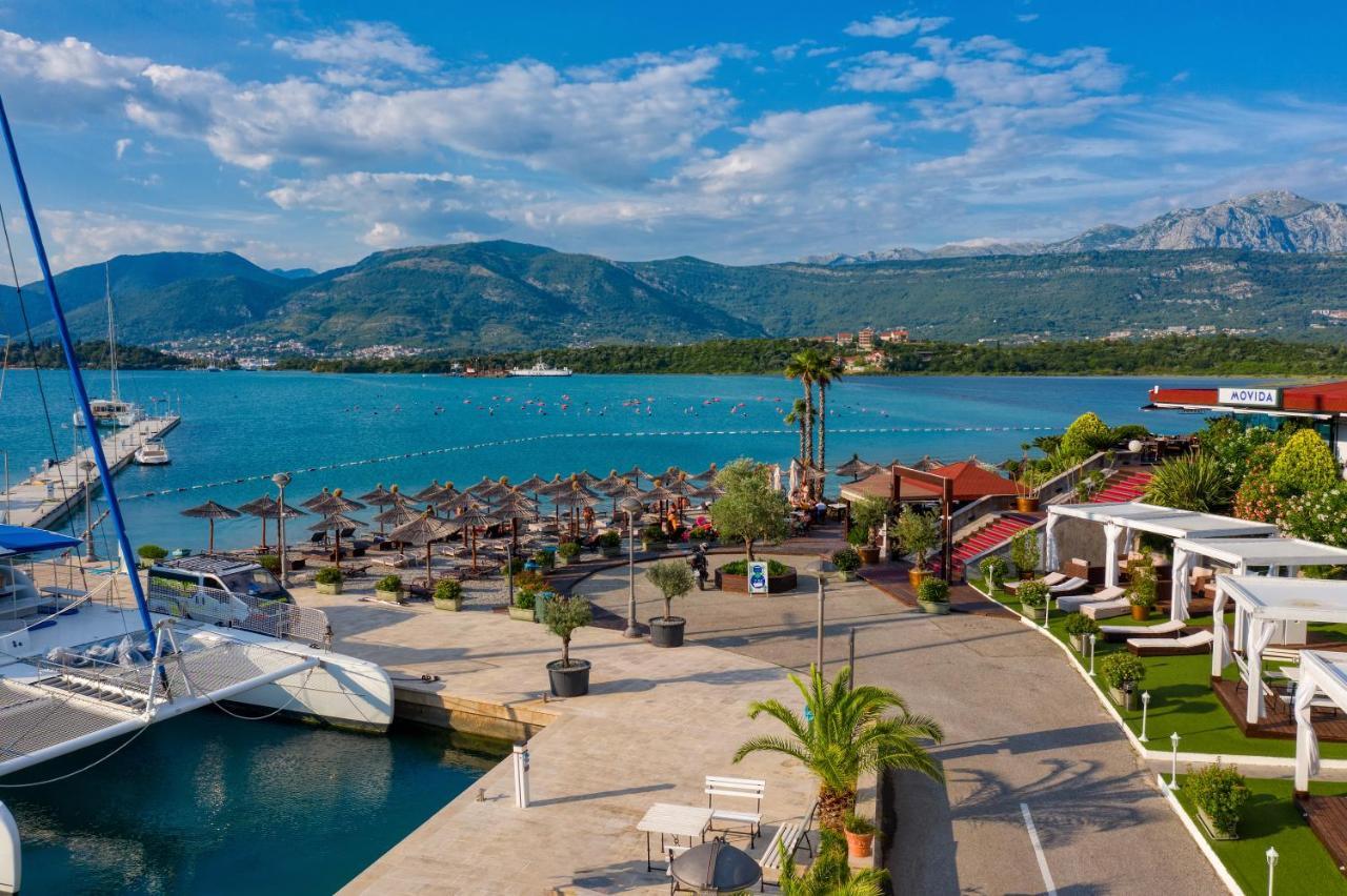 Aquata Apartments Tivat Exterior photo
